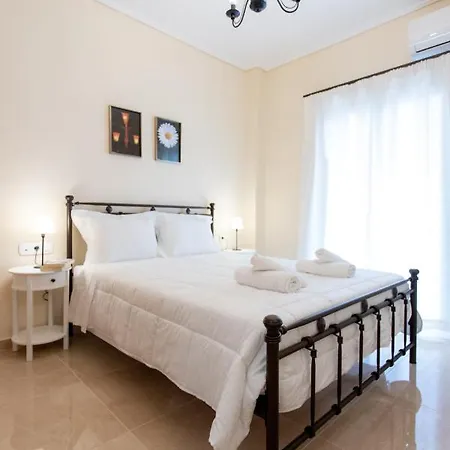 Luxury In Garitsa Bay * Corfu (city)