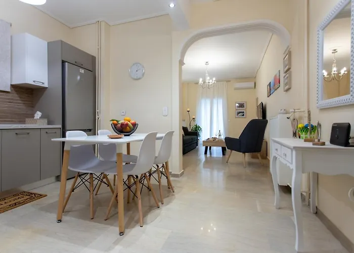 Luxury In Garitsa Bay