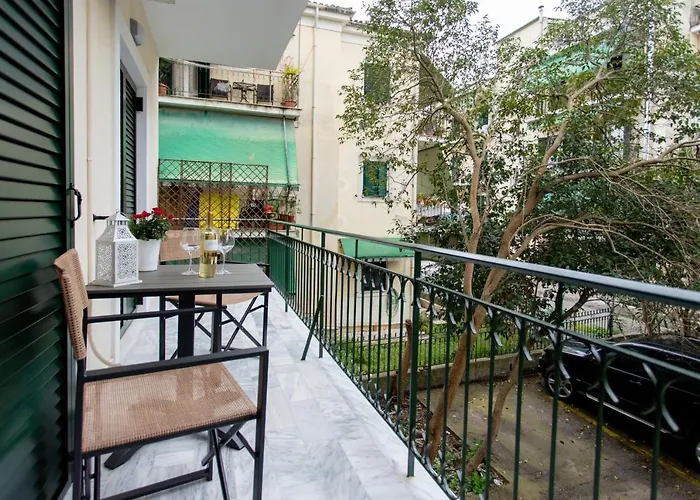 Luxury In Garitsa Bay * Corfu (city)