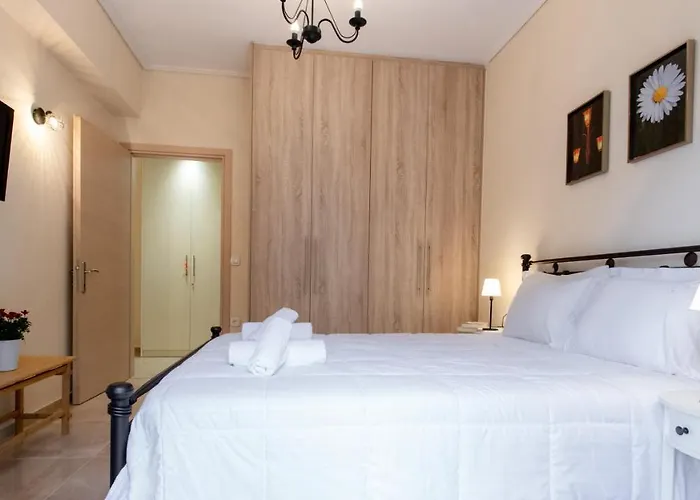 Luxury In Garitsa Bay Corfu (city)